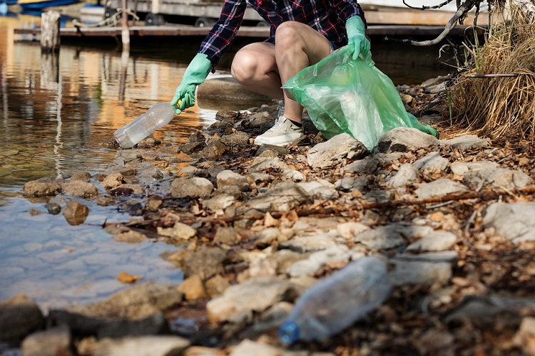 Ocean plastic bottle 750