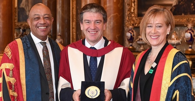 Queens prize Buckingham 2020 1