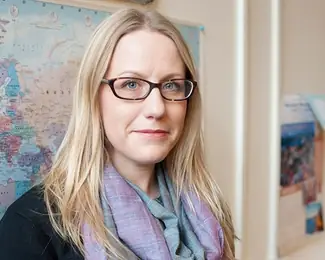 Dr Lora Forsythe