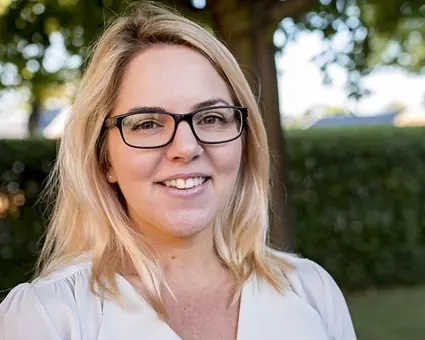 Dr Sharon Van Brunschot